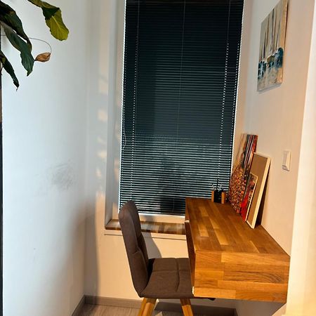 Premiere Apartment Bratislava - Private Parking Exterior photo